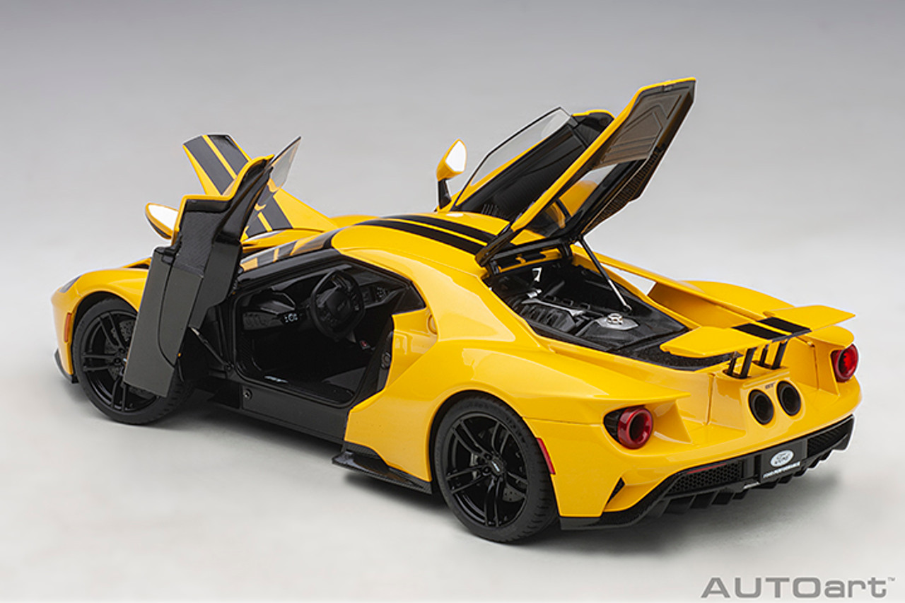 1/18 AUTOart 2017 Ford GT (Triple Yellow with Black Stripes) Car Model