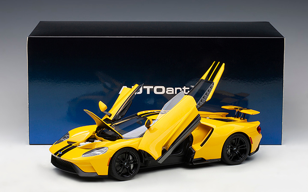 AUTOart Ford GT 1/18 ブラック/オレンジダイキャスト￼ AUTOart 1/18 フォード GT 2017 （ブラック／オレンジ