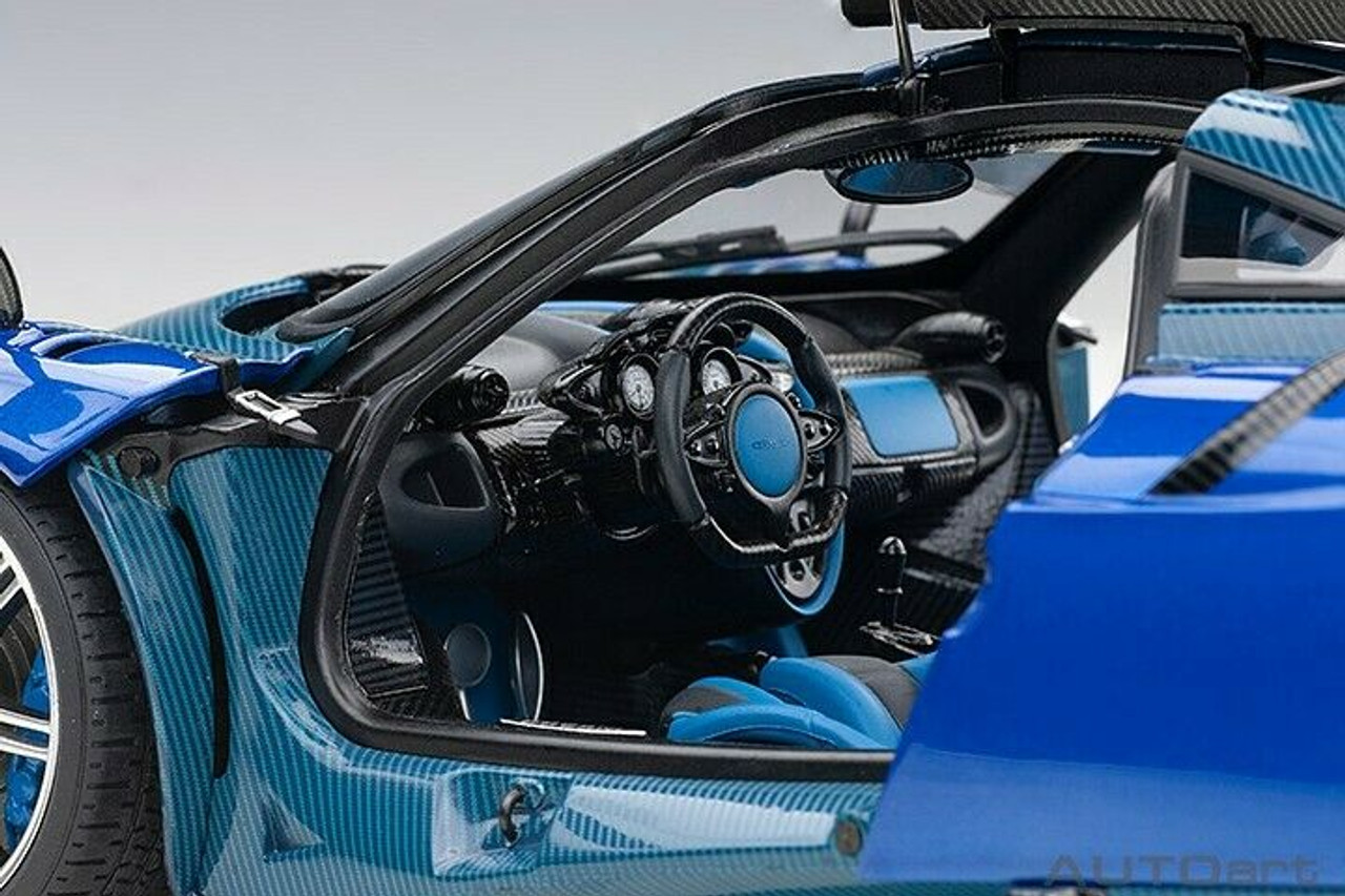 1/18 AUTOart Pagani Huayra BC (Blue Francia Carbon) Car Model