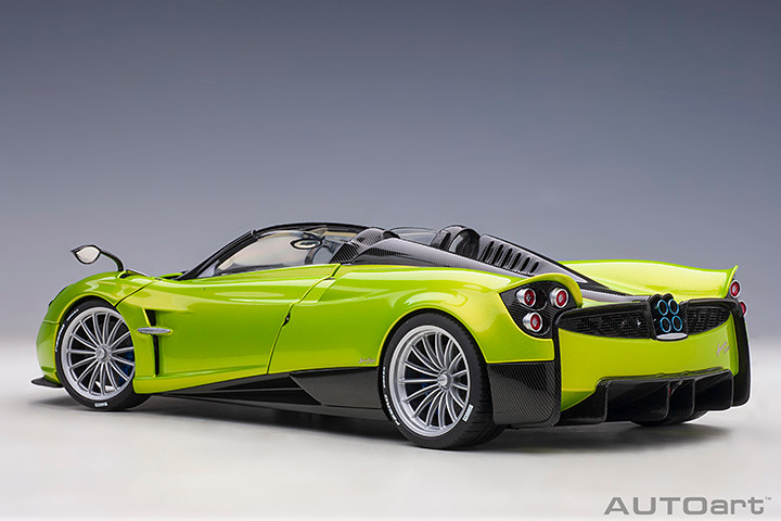 1/18 AUTOart Pagani Huayra Roadster (Verde Firenze Green) Car