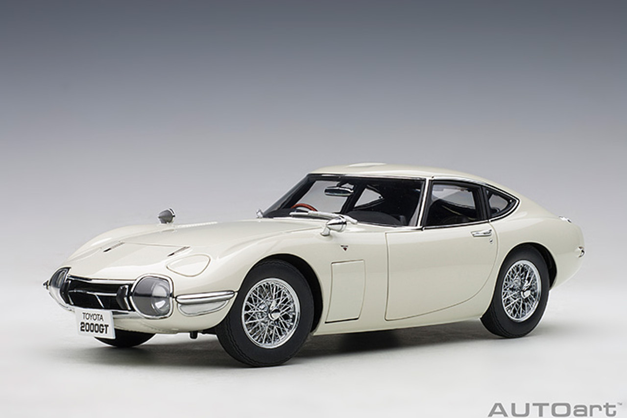 1/18 AUTOart Toyota 2000 GT 2000GT (White with Wire Spoke Wheels