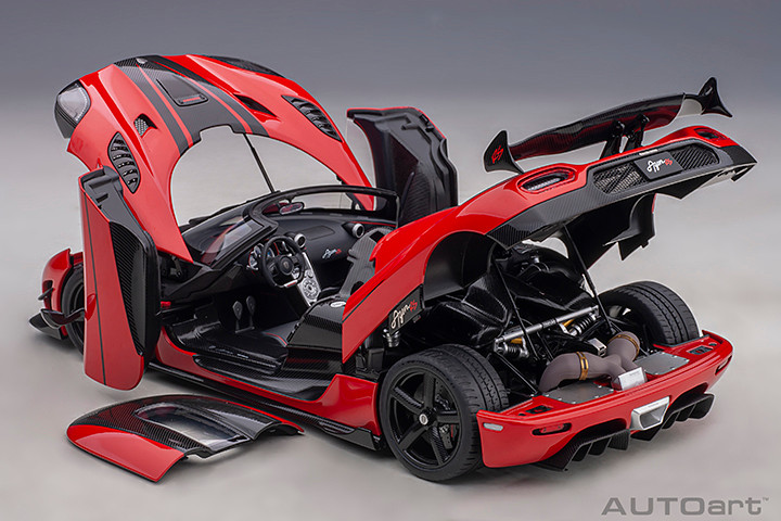 1/18 AUTOart Koenigsegg Agera RS (Chilli Red and Carbon Black) Car