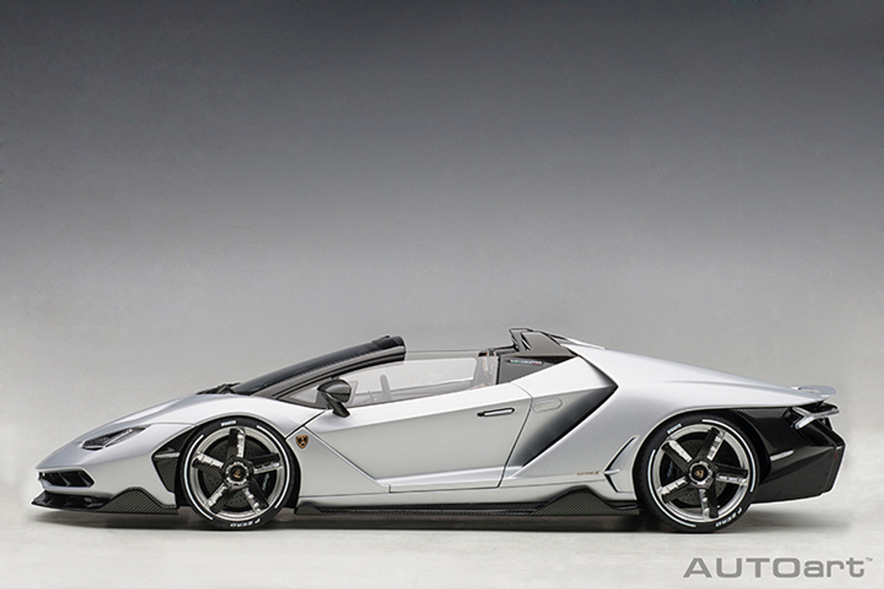 1/18 AUTOart Lamborghini Centenario Roadster (Argento Centenario Matte Silver Metallic) Car Model