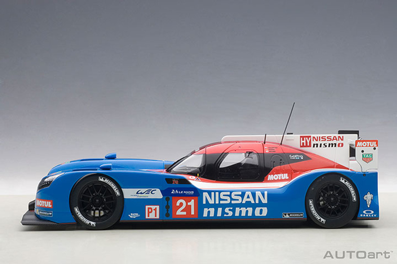 1/18 AUTOart 2015 Nissan GT-R GTR Nismo Le Mans T. MATSUDA, M.SHULZHITSKIY, L.ORDONEZ #21 Car Model