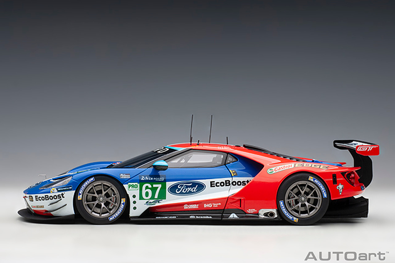 1/18 AUTOart 2017 Ford GT Le Mans P.Deravi, A.Priaulx, H.Tincknell #67 Car Model