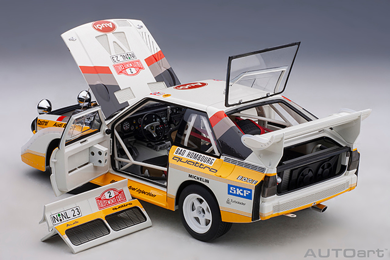 ミニカー AUTOart Audi sport Quattro 1988 1/18 AUTOart Audi sport Quattro 1988 1/18 ミニカー