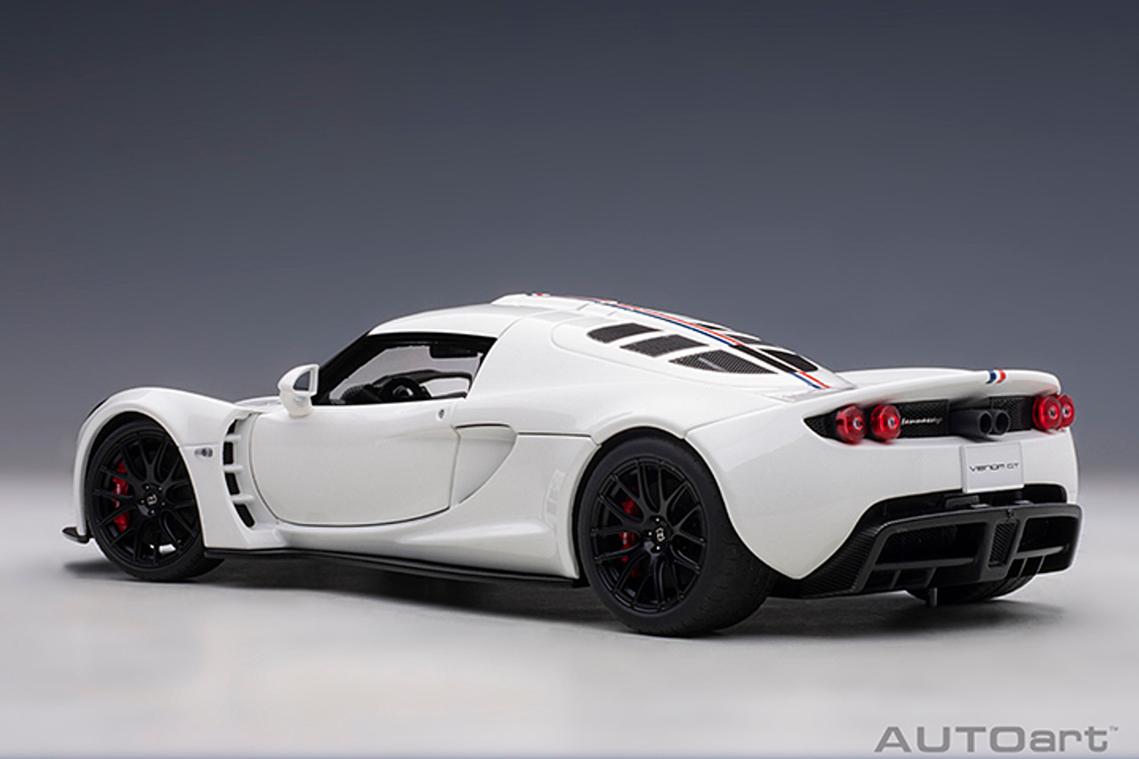 1/18 AUTOart Hennessey Venom GT Spyder World Fastest Edition (White) Car Model