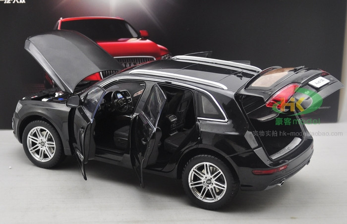 1/18 Dealer Edition Audi Q5 (Black) Diecast Car Model ...