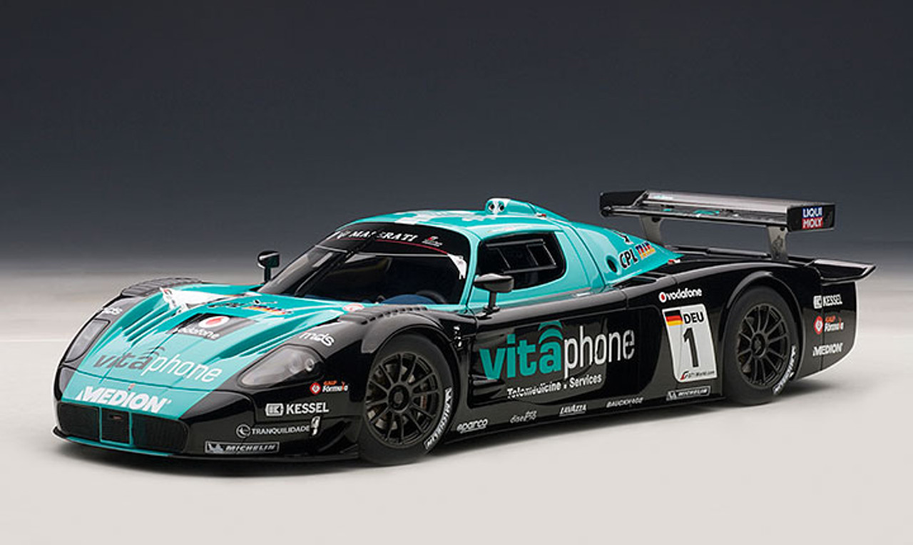 1/18 AUTOart Maserati MC12 FIA GT1 CHAMPIONSHIP 2010 WINNER  M.BARTELS/A.BERTOLINI #1 Car Model