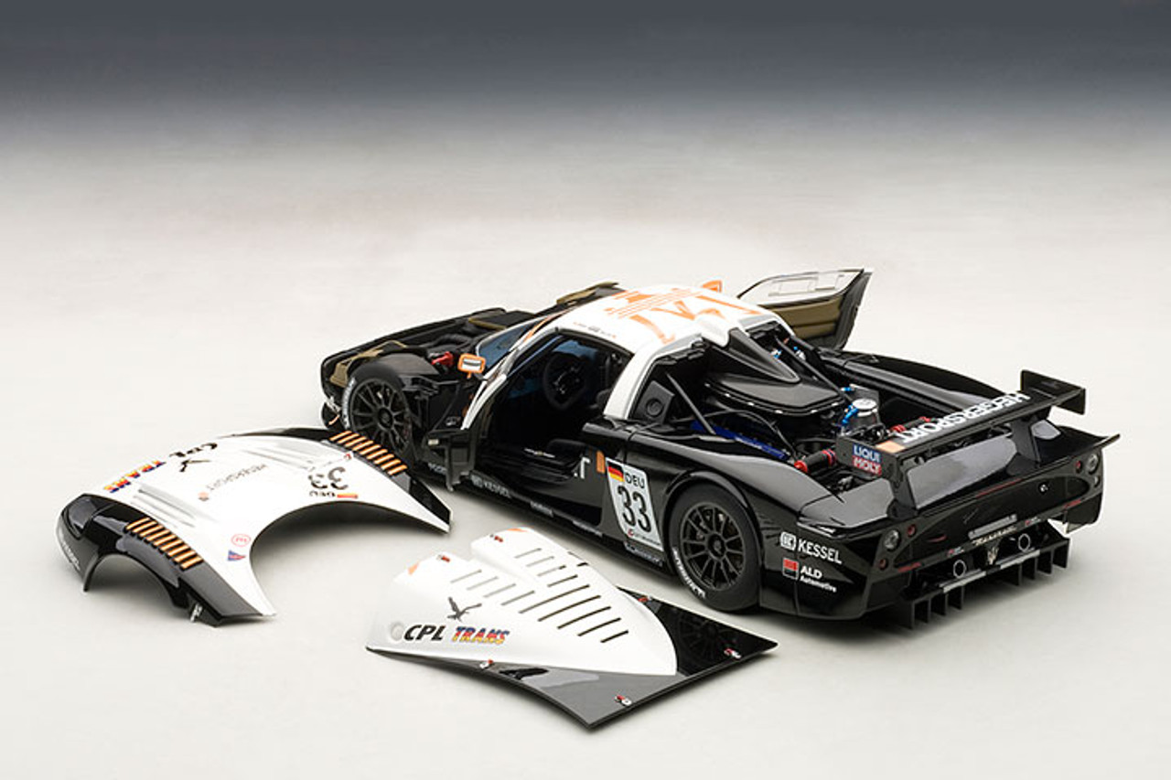 1/18 AUTOart 2010 Maserati MC12 FIA GT1 Championship A.Heger A.Mueller #33 Car Model