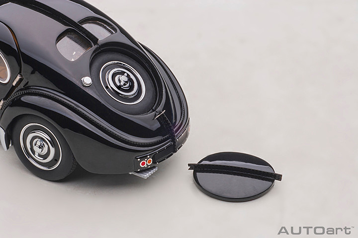1/43 AUTOart 1938 Bugatti 57SC 57 SC Atlantic (Black with Disc