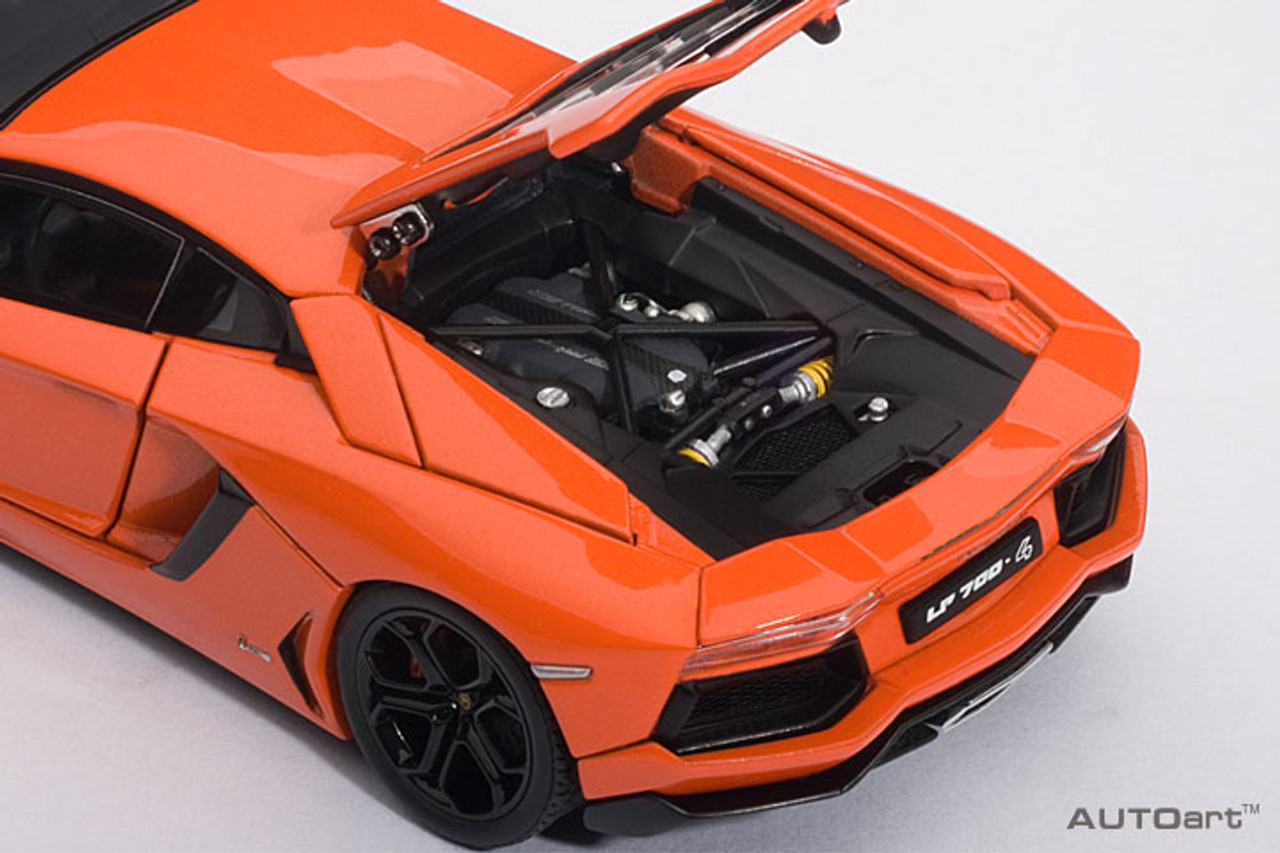 ミニカー Lamborghini LP700-4 AUTOart 1:43 1/43 AUTOart Lamborghini Aventador LP700-4 (Arancio Argos