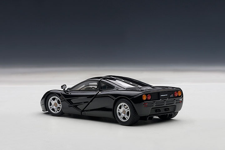 1/43 AUTOart McLaren F1 (Jet Black Metallic) Diecast Car Model