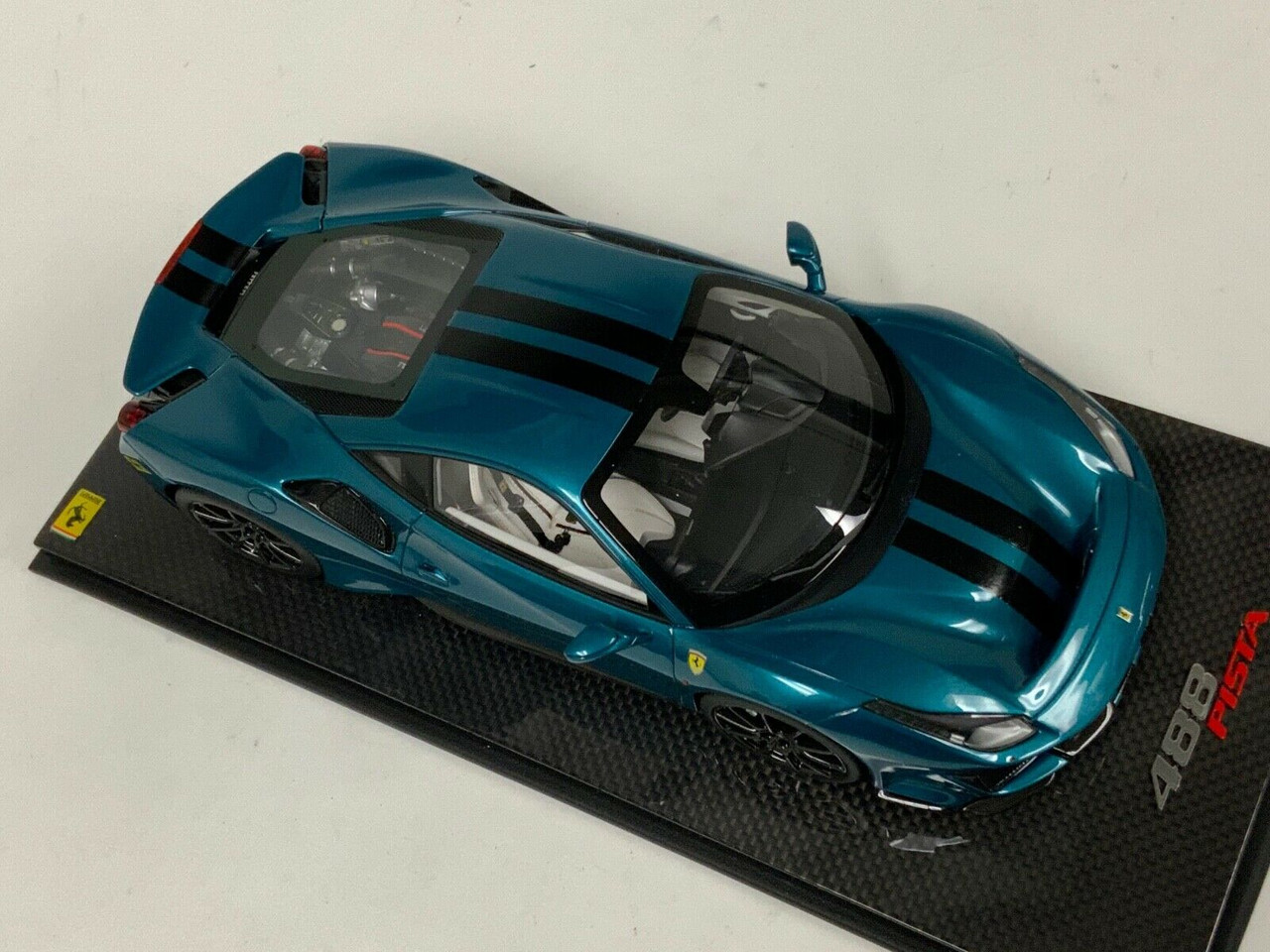 1/18 MR Collection Ferrari 488 Pista Coupe Arthemis Green Black Stripe Carbon Resin Car Model Limited 10 Pieces