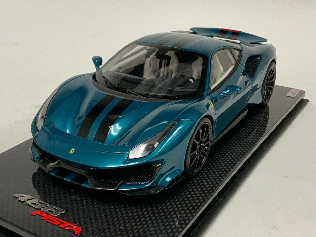 1/18 MR Collection Ferrari 488 Pista Coupe Arthemis Green Black Stripe Carbon Resin Car Model Limited 10 Pieces