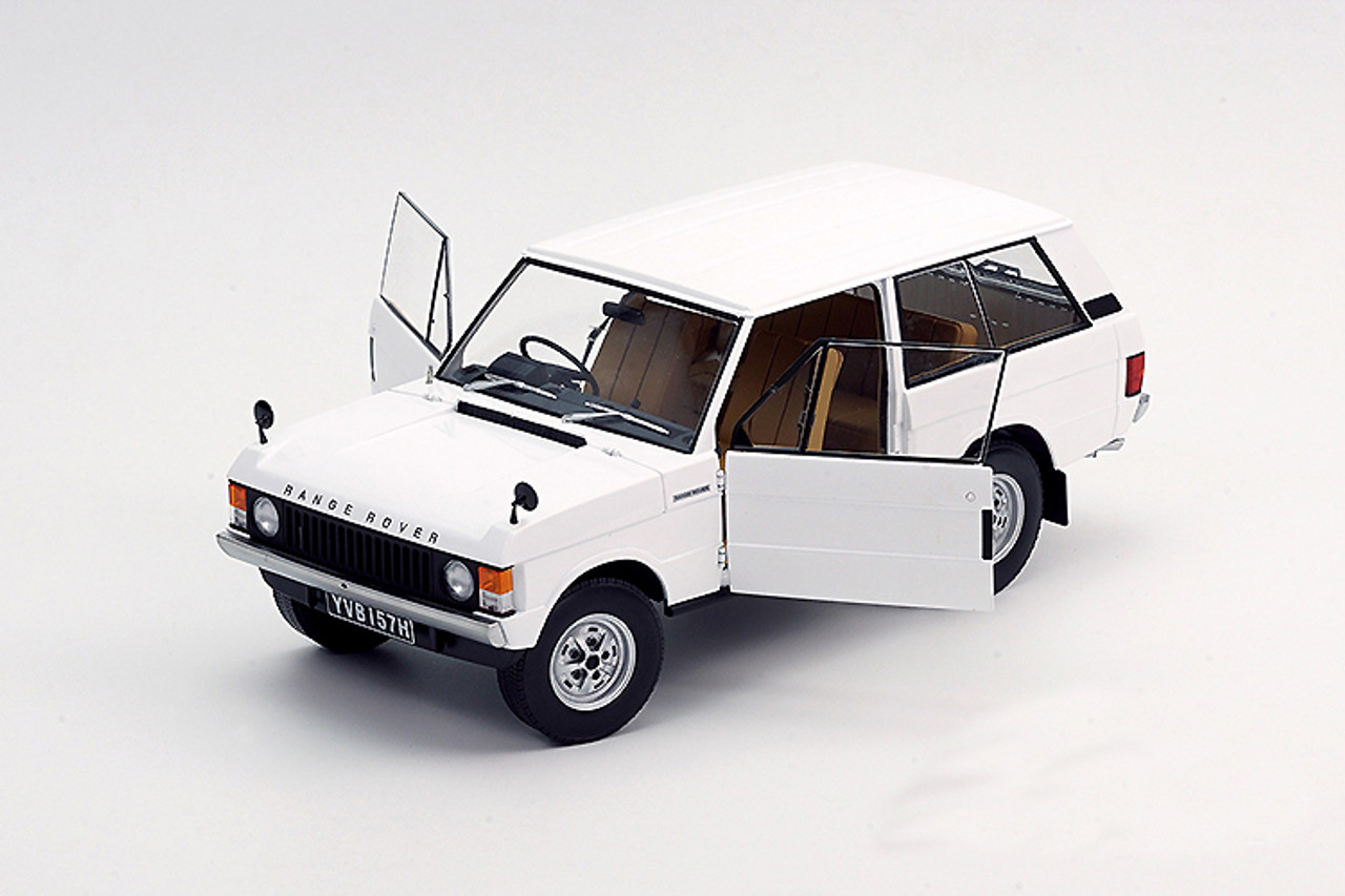 1/18 Almost Real AR 1970 Land Rover Range Rover (White