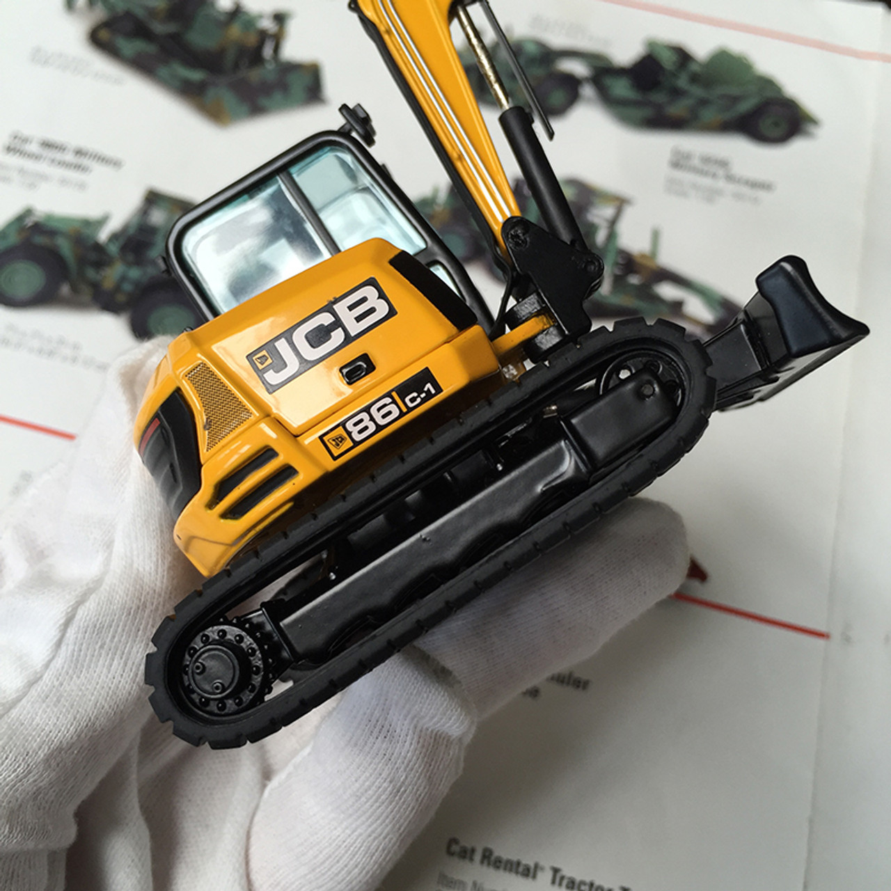 1/50 NZG JCB 86C-1 Compact Excavators