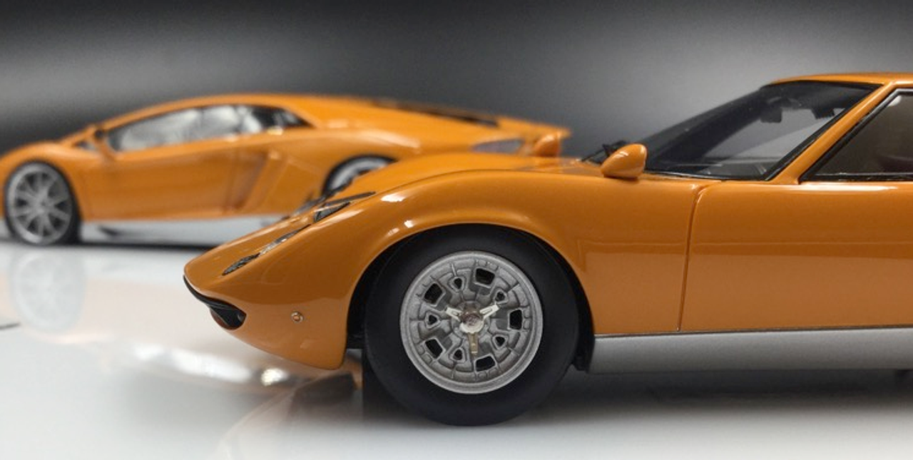 1/43 Lamborghini Miura 50th Orange/Silver Make up - LIVECARMODEL.com