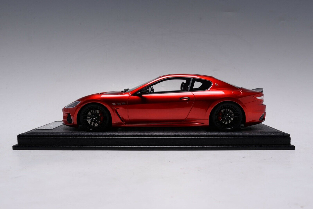 【ミニカー限定】1/18 MOTORHELIXマセラティ グランツーリズモ MC 1/18 Motorhelix Maserati GT GranTurismo MC (Metallic Red) Resin