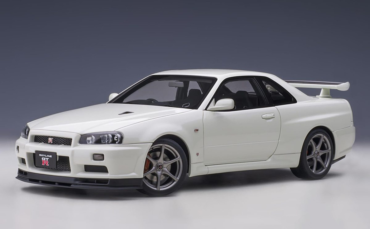 1/18 AUTOart Nissan Skyline GT-R GTR R34 V-Spec II (Pearl White