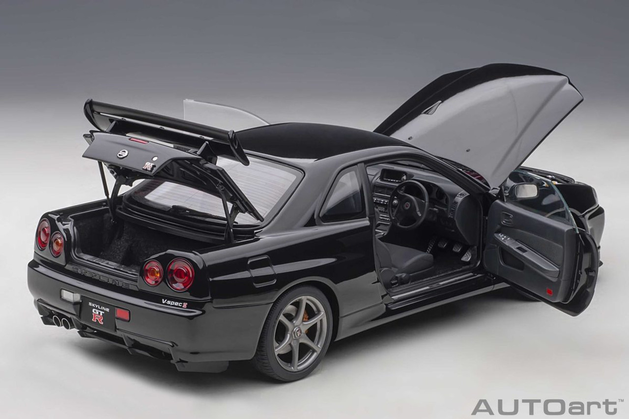 1/18 AUTOart Nissan Skyline GT-R GTR R34 V-Spec II (Black Pearl) Car Model