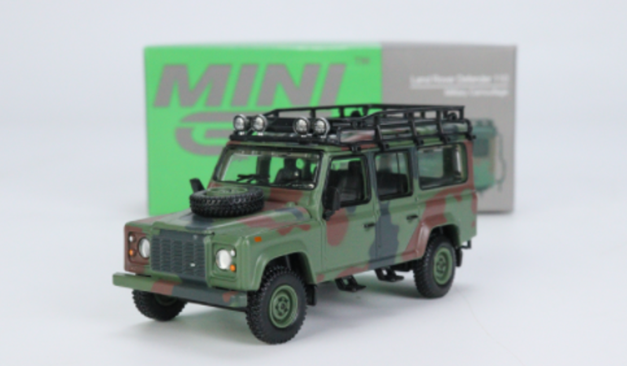  1/64 Mini GT Land Rover Defender 110 Military Camouflage 