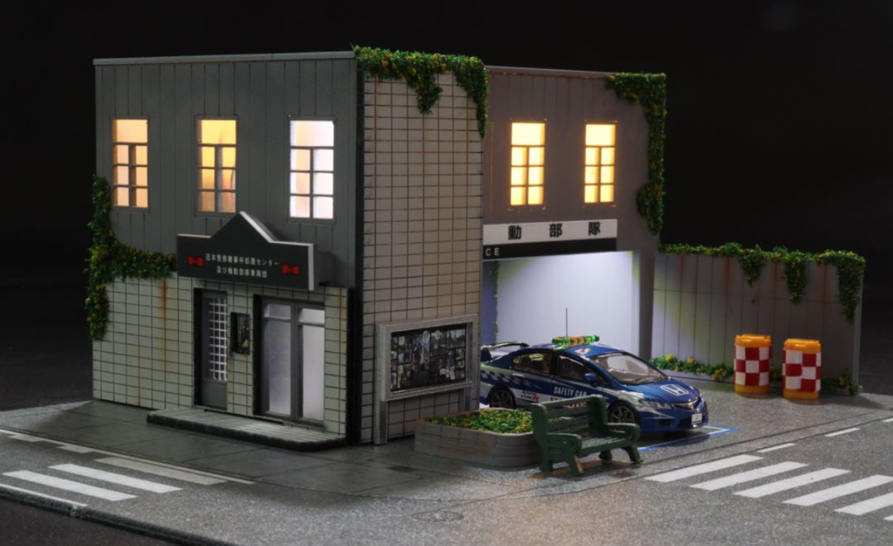 1/64 Magic City Japanese Police Station Diorama Model Scene (Car model NOT included)