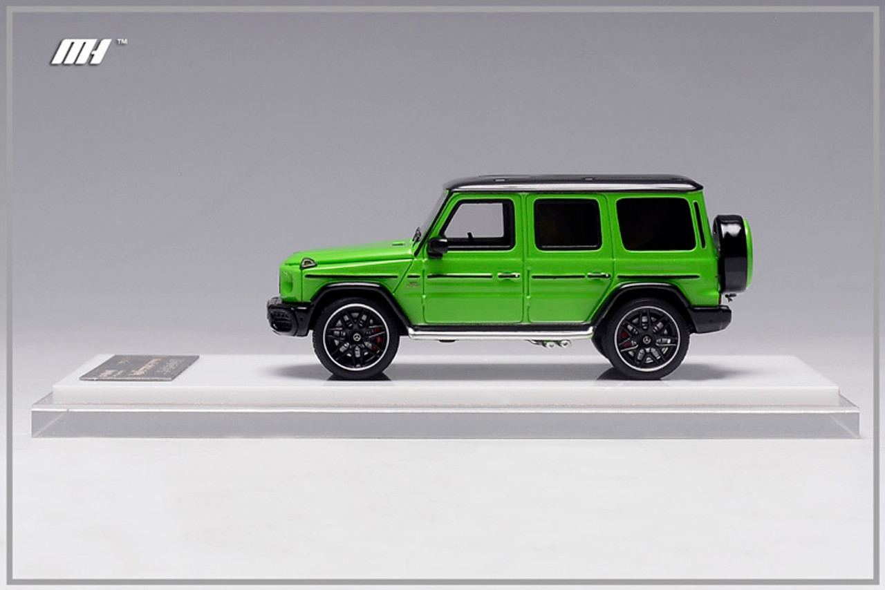 1/64 Motorhelix Mercedes-Benz Mercedes G-Class G-Klasse G63 AMG (Green) Car Model Limited 499