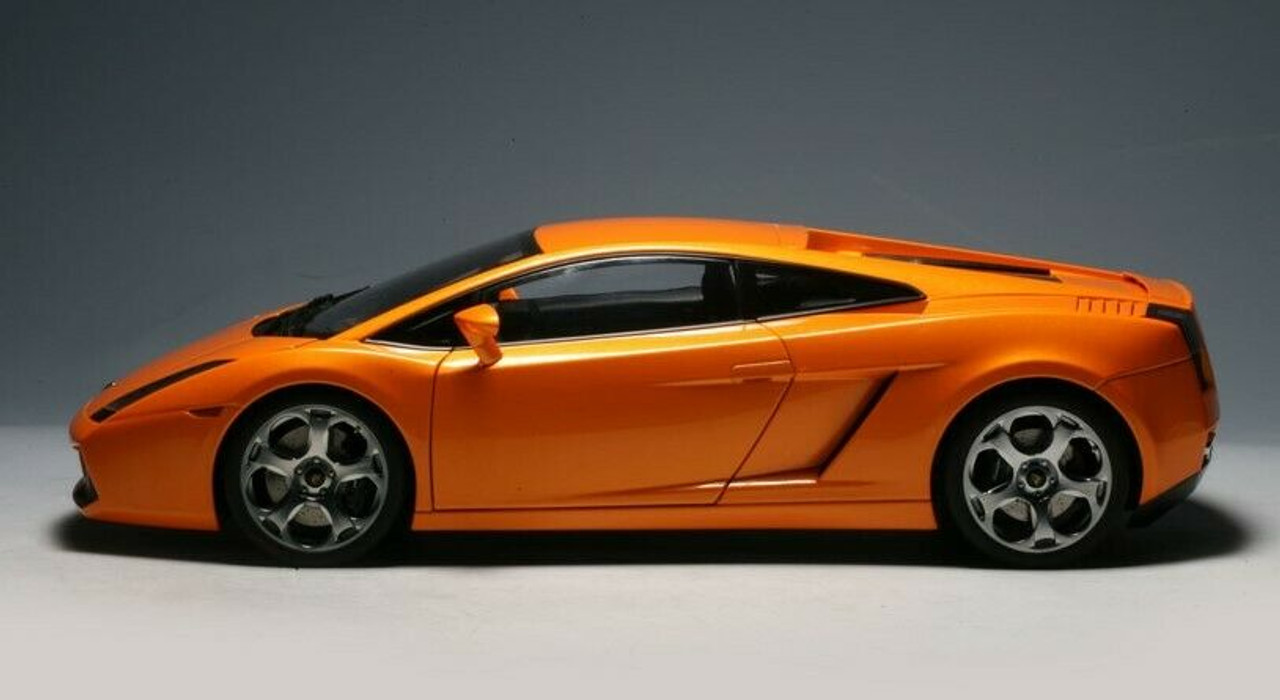 1/12 AUTOart Lamborghini Gallardo (Metallic Orange) Diecast Car