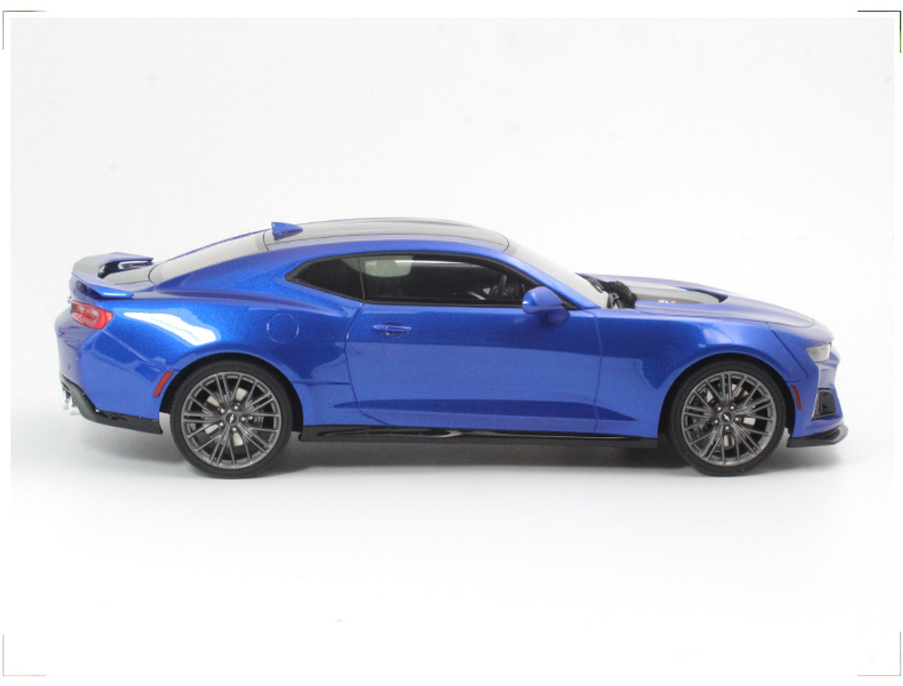 シアン 1/18 GT Spirit GTSpirit 2017 Chevrolet Chevy Camaro ZL1