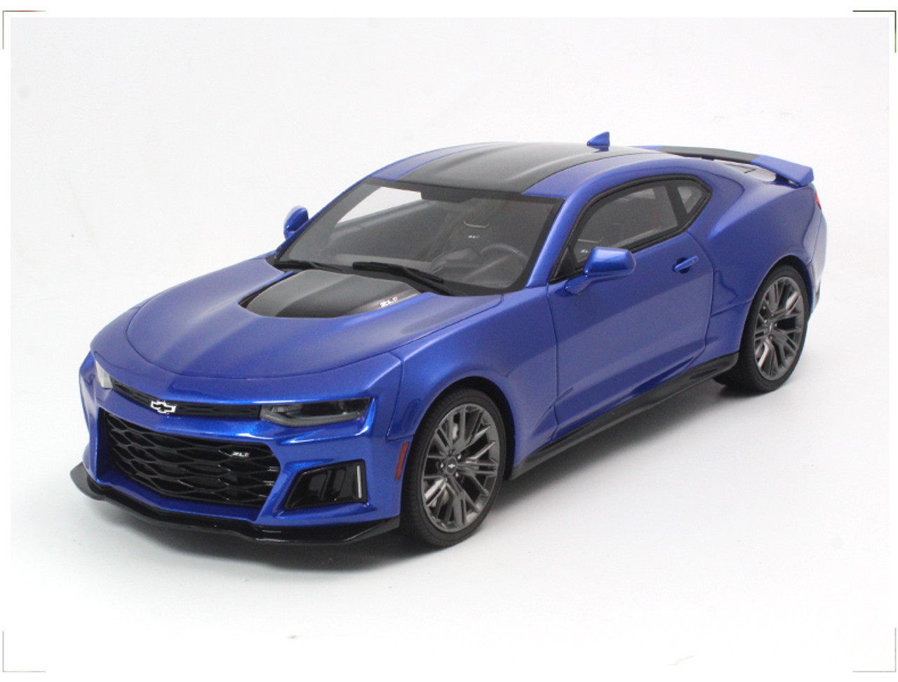 1/18 GT Spirit GTSpirit 2017 Chevrolet Chevy Camaro ZL1 (Blue) Resin Model