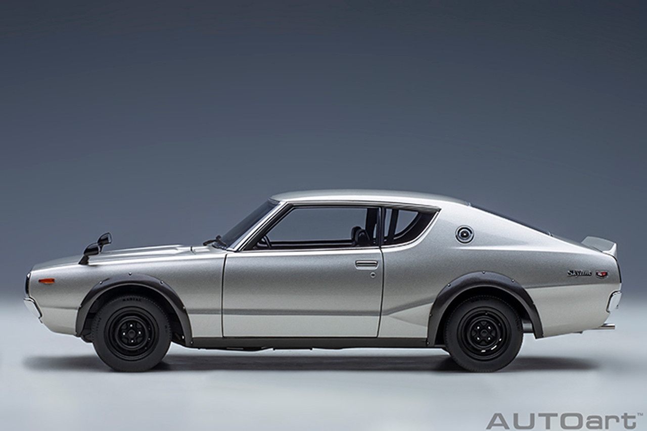 1/18 AUTOart Nissan Skyline GT-R GTR (KPGC110) (Silver) Diecast Car Model