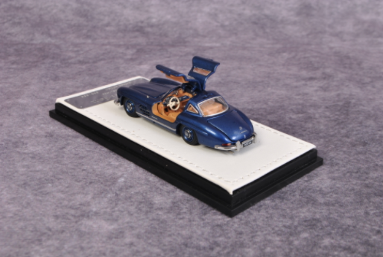  1/64 BSC Diecast full open Mercedes-Benz 300SL Morocco blue with Brown interior