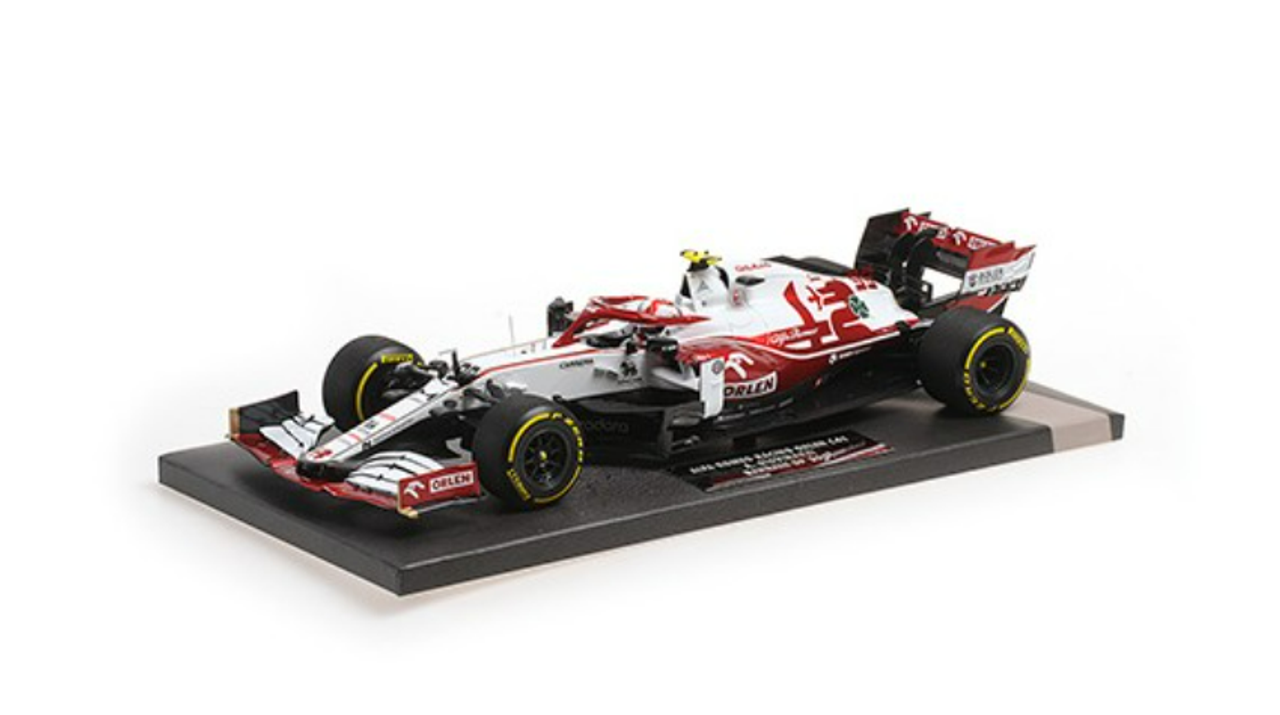  1/18 Minichamps Alfa Romeo Racing Orlen C41 2021 Bahrain GP #99 Car Model