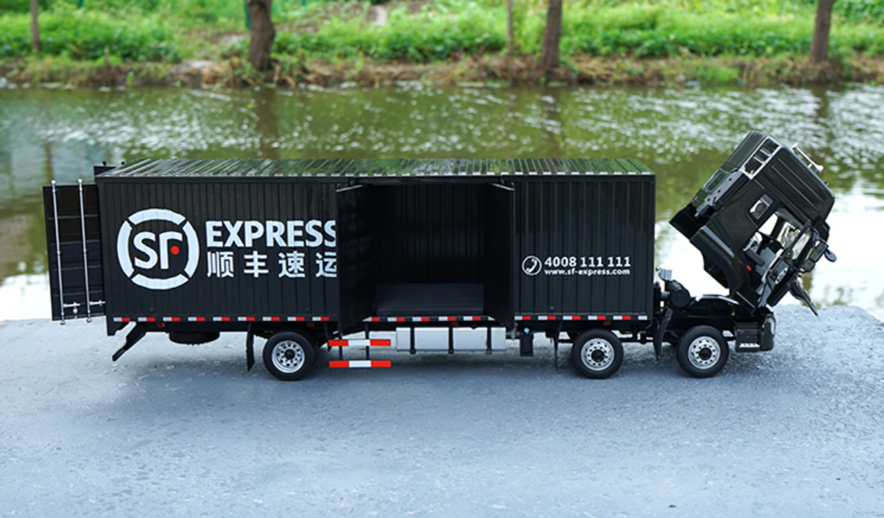 1/24 Dongfeng SF Shunfeng Express Delivery Truck