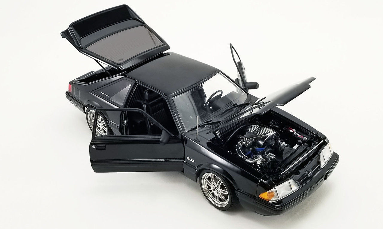 1/18 GMP 1990 Ford Mustang 5.0 Fox Body (Black with Custom 7-Spoke Wheels) Diecast Car Model