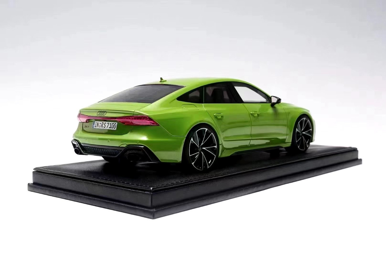 1/18 Motorhelix Audi RS7 (Apple Green) Resin Car Model Limited 99 Pieces