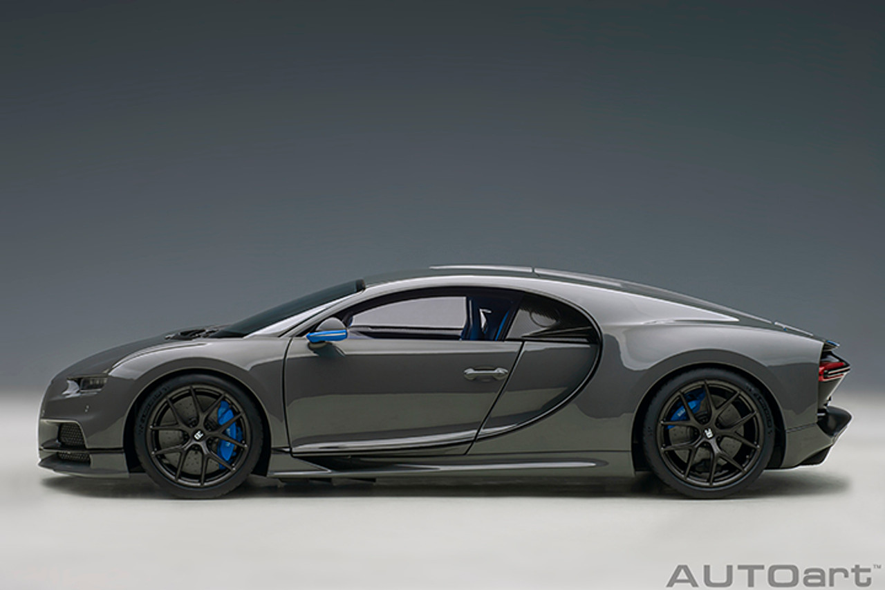 鈴木 1/18 AUTOart 2019 Bugatti Chiron Sport (Jet Grey) Car Model