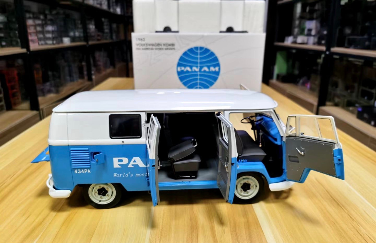 1/12 Sunstar Volkswagen VW Bus T1 Panam Airline (Blue) Diecast Car Model