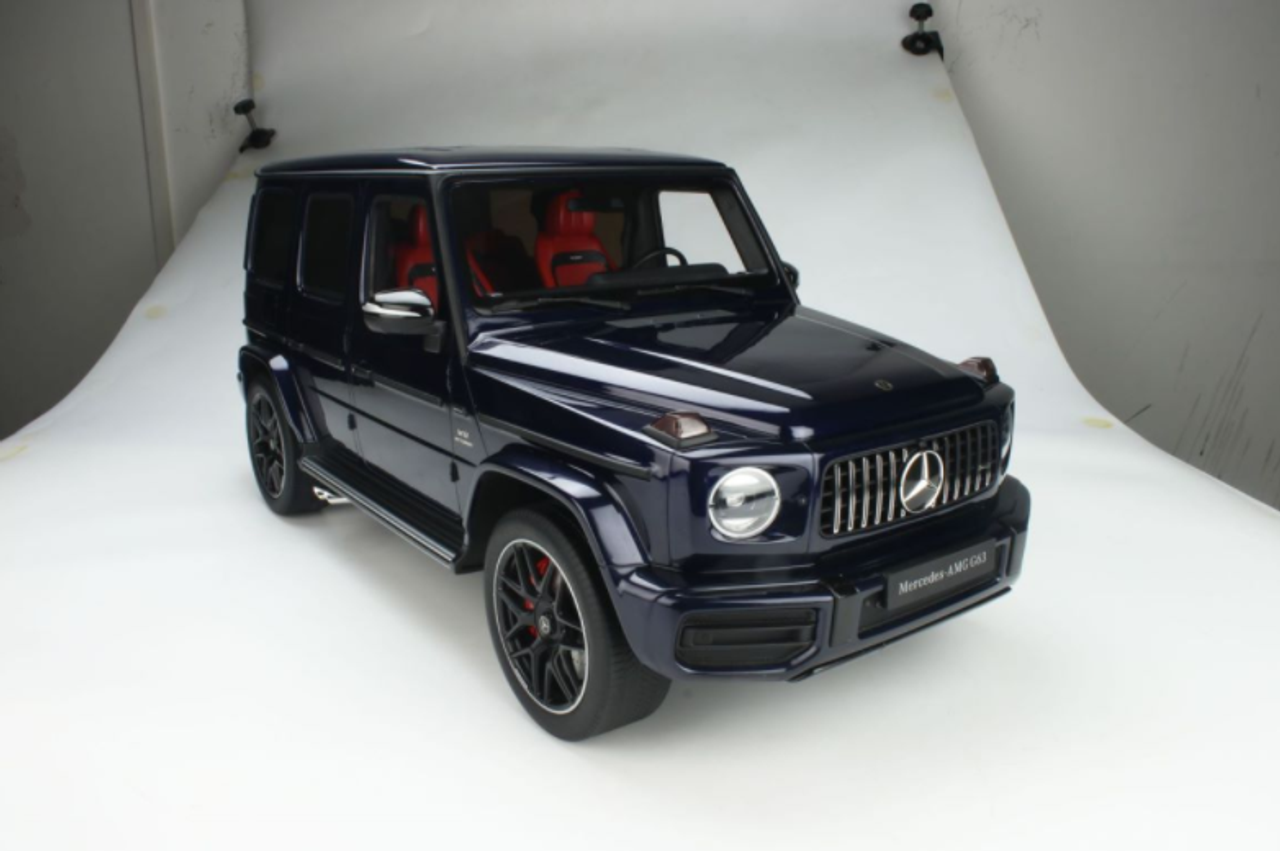  1/8 MINICHAMPS Mercedes AMG G63 Mystic Blue