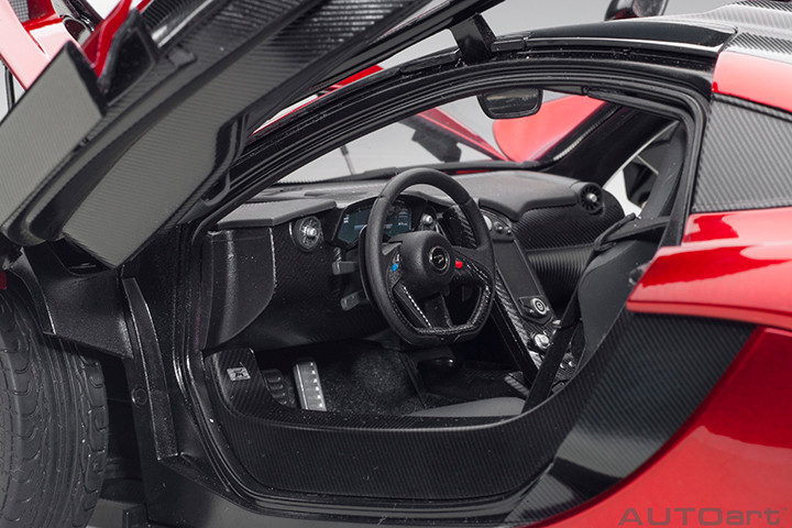 1/12 AUTOart Signature McLaren P1 (Volcano Red) Car Model