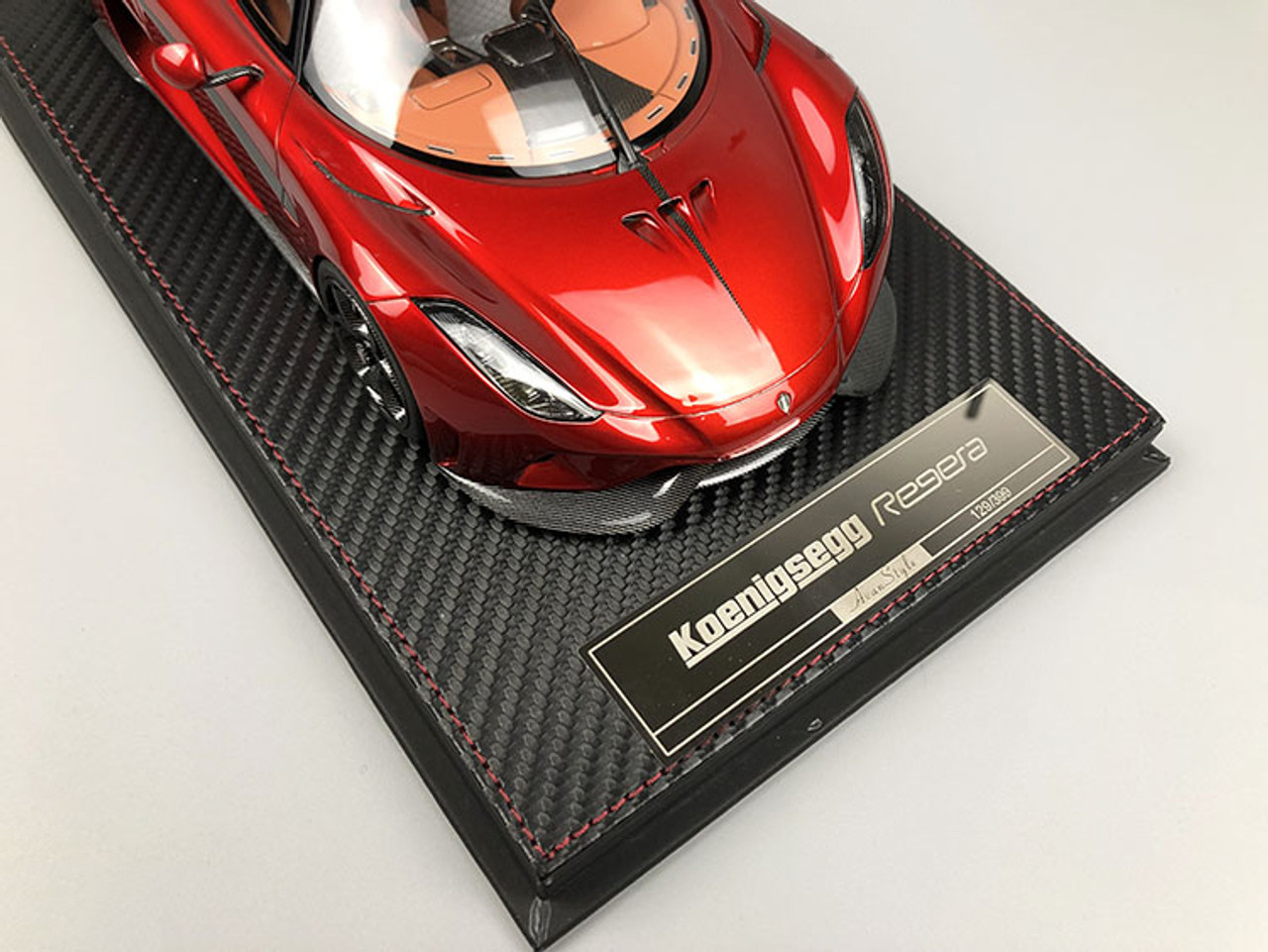 1/18 Frontiart Koenigsegg Regera (Red) Enclosed Resin Car Model