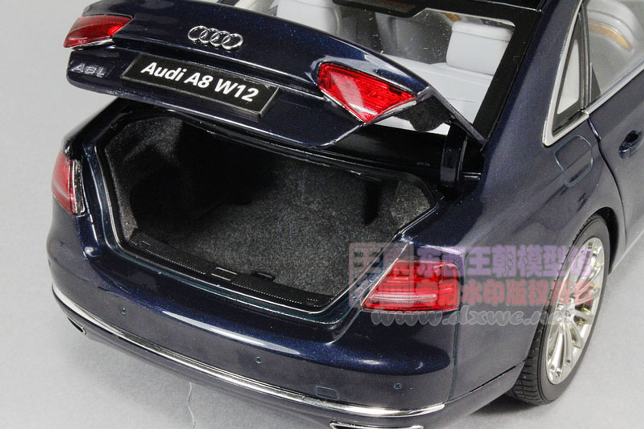 1/18 Kyosho 2010  Audi A8 L W12 D4 (Night Blue) Diecast Car Model