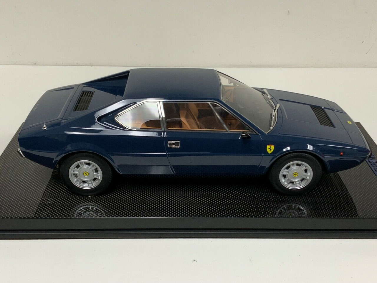 1/12 Top Marques Ferrari 308 GT4 Dino (TDF Blue) with Carbon Fiber Base Display Case Resin Car Model
