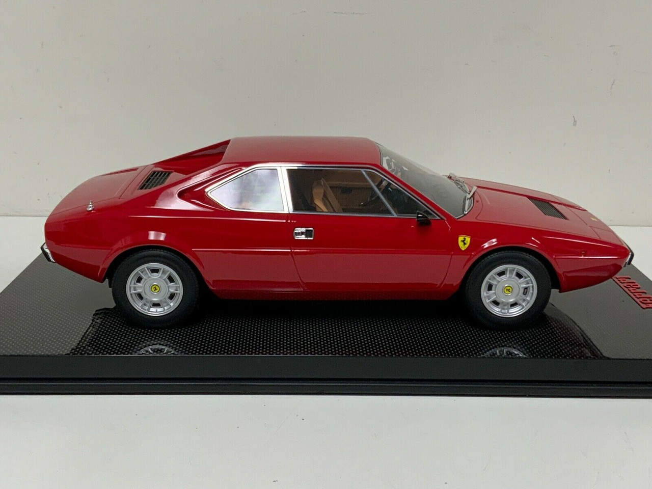 1/12 Top Marques Ferrari 308 GT4 Dino (Red) with Carbon Fiber Base Display Case Resin Car Model