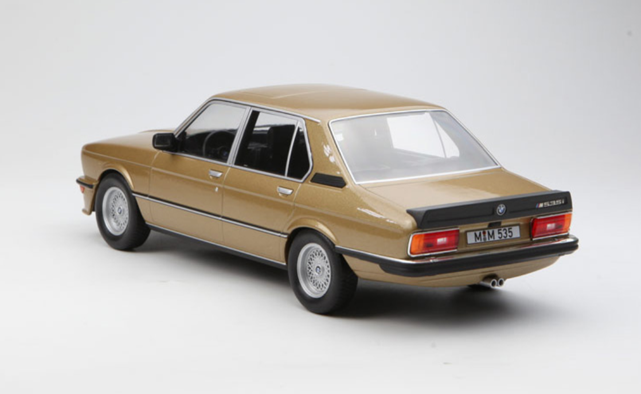 1/18 Norev 1980 BMW M535i 535i (Champagne) Diecast Car Model