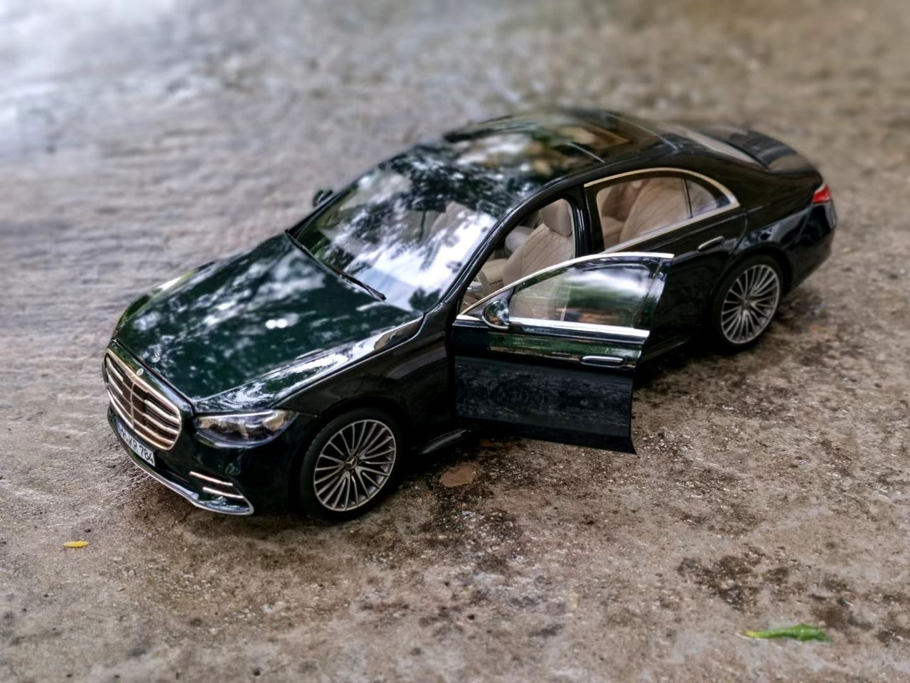 NOREV 1/18 - MERCEDES-BENZ S-Class AMG Line - 2021