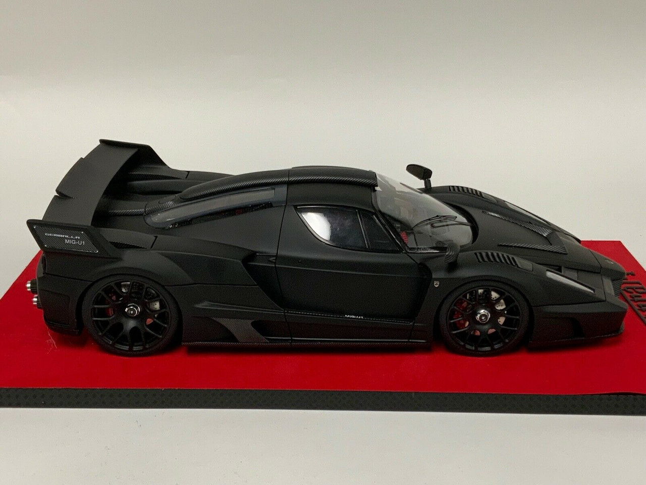 1/18 Ferrari Enzo Gemballa Mig U1 (Matte Black) Resin Car Model 