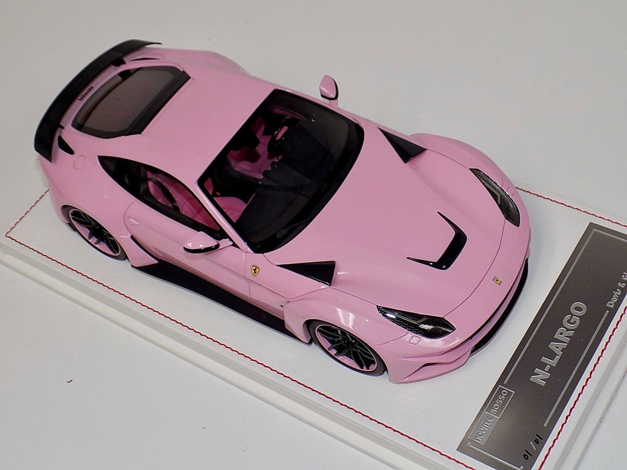 1/18 Davis & Giovanni Ferrari F12 N-Largo Novitec Rosso Metallic Pink Resin Car Model Limited 01/01