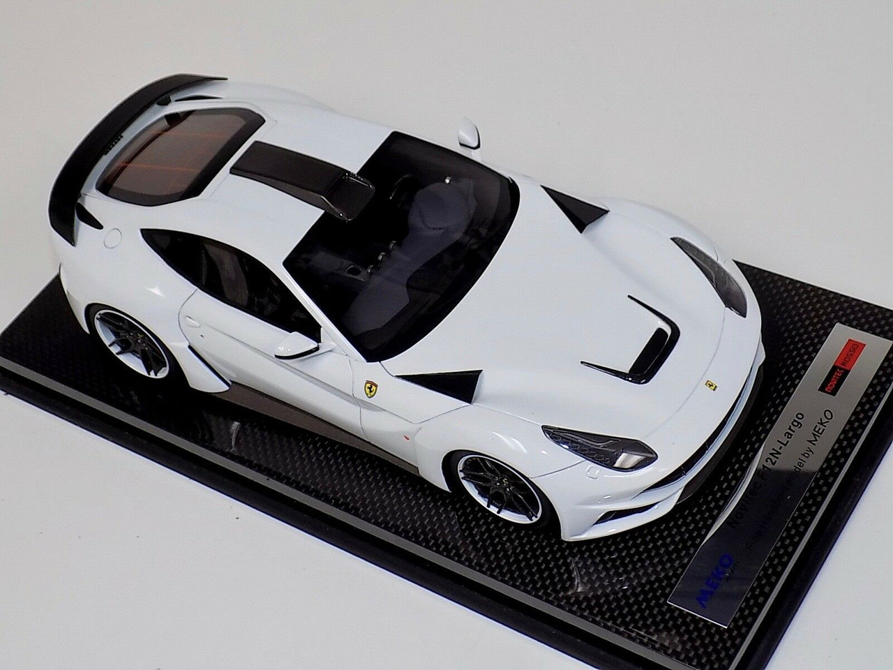 1/18 MEKO Ferrari F12 N-Largo Novitec Rosso White with Carbon Base Resin Car Model LImited 03/10